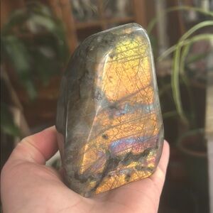 freeform crystal